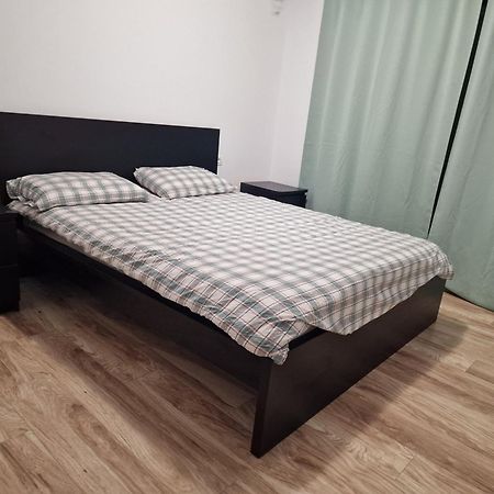 Apartament Garii De Nord Bucarest Esterno foto